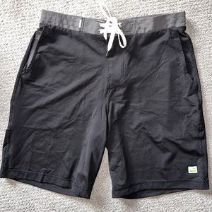 Vuori evolution shorts! Size M! New with no tags!